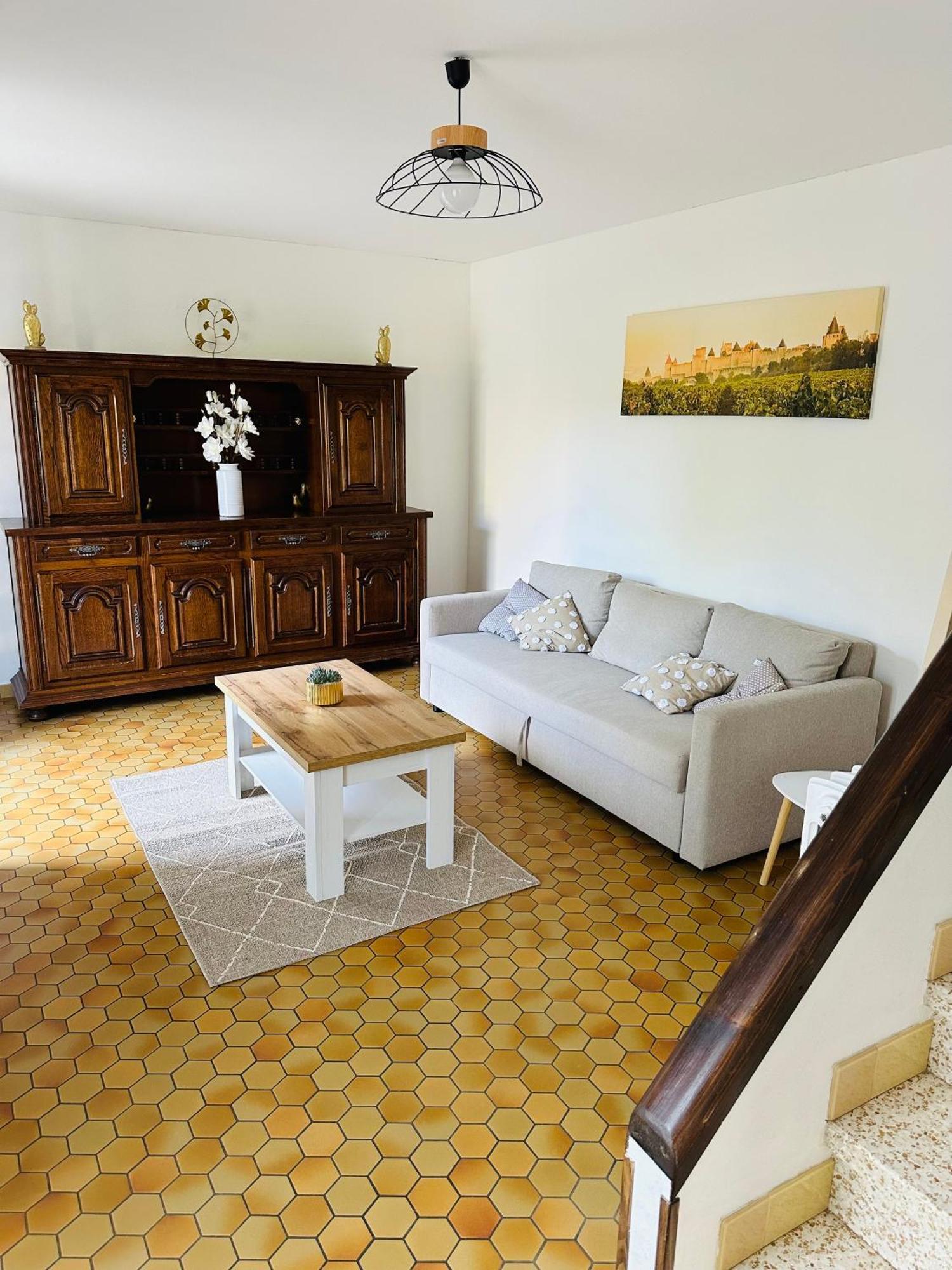 Hébergement de vacances Maison Proche De La Cite Avec Jardin